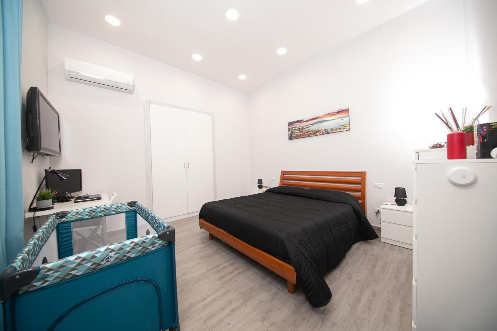 Casa Vacanze Alma B&B Grazioso Appartamento Sul Lungomare Di Pozzuoli A 300Mt Dal Centro E Dal Rione Terra By Movery 外观 照片